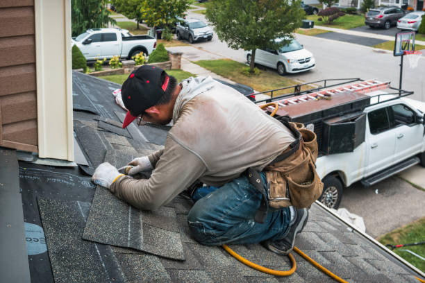 Professional Emergency Roof Repair technician working in Niles, IL